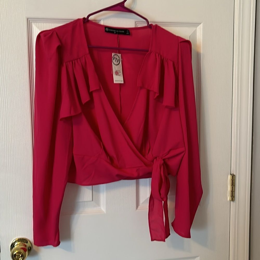 Ruffle wrap top - Picture 4 of 4